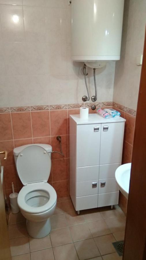 Jovana'S Apartment Нови-Сад Экстерьер фото